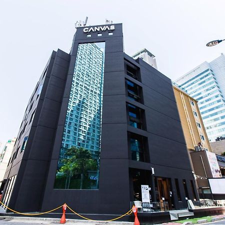 Canvas Black Guesthouse 釜山 外观 照片